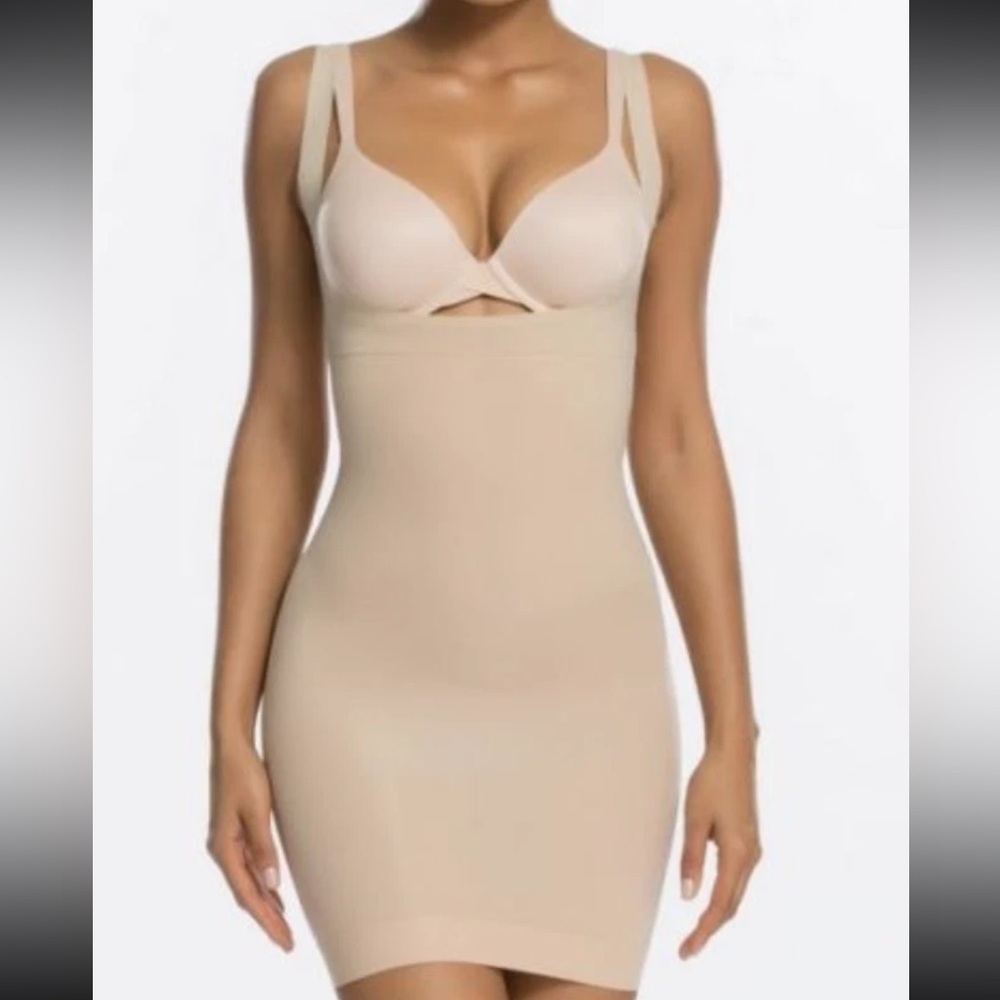 Spanx open bust nude tan slip shaper medium m